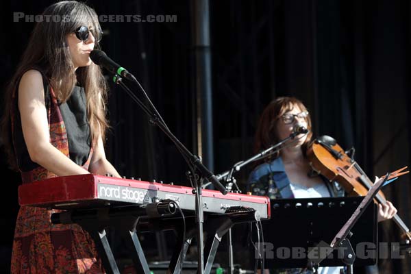 JULIA HOLTER - 2016-08-14 - SAINT MALO - Fort de St Pere - 